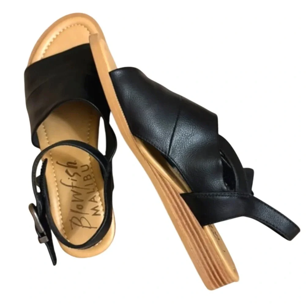 Blowfish Women Sandals Size 10 Black Ankle Strap Flat Faux Leather Casual